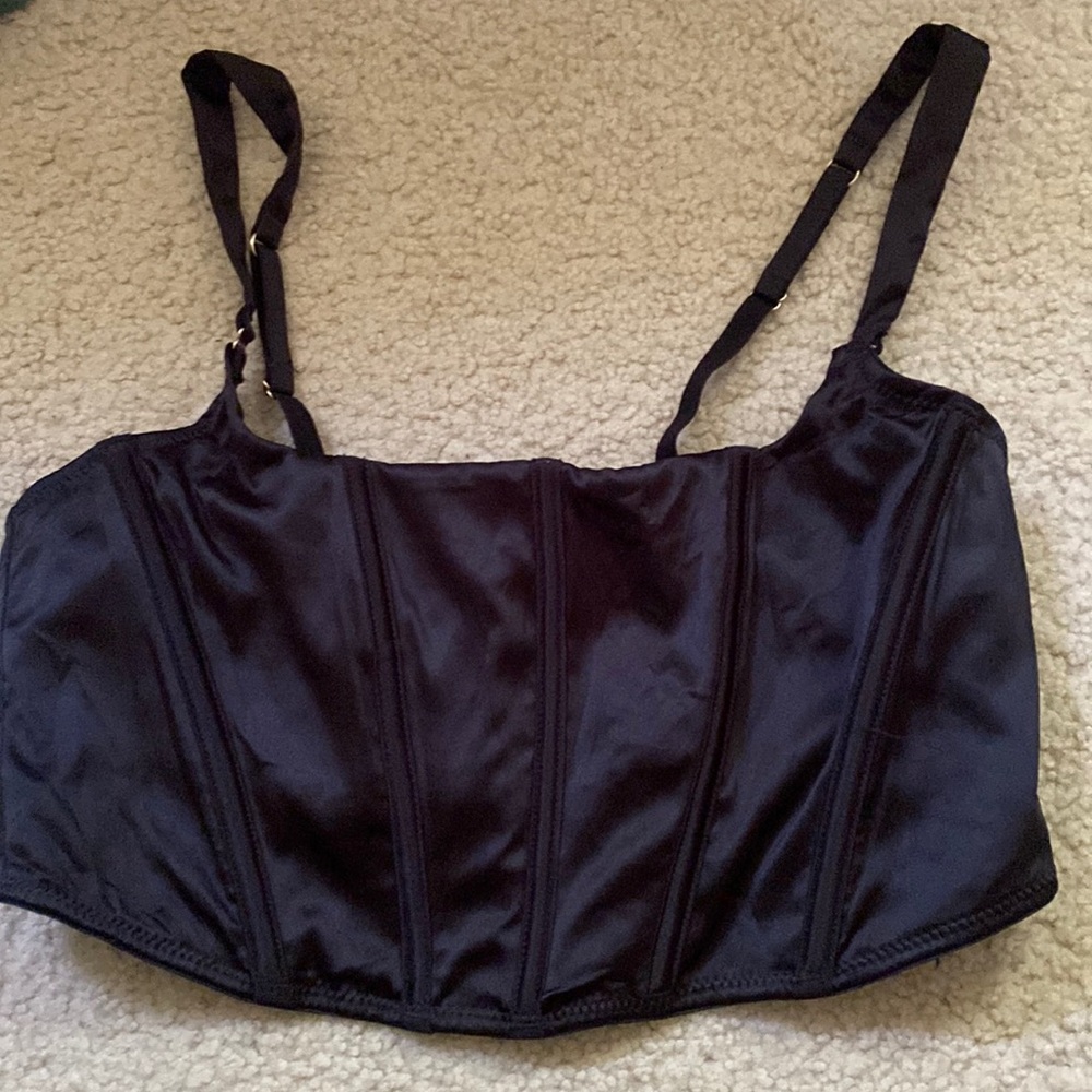 Black cropped corset top. Adjustable